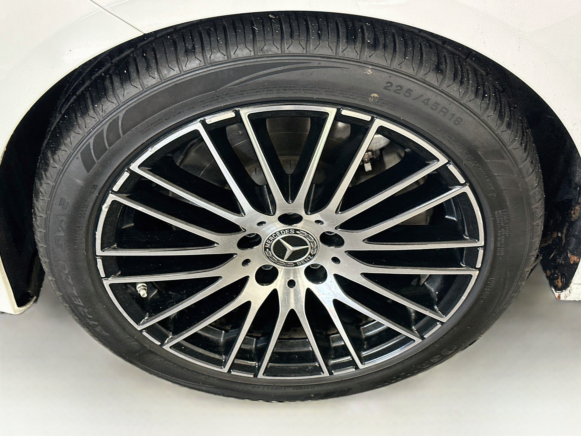 Used 2025 Mercedes-Benz C 300 4MATIC Sedan image 36