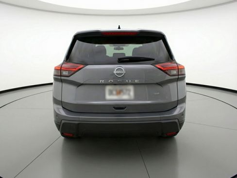 Used 2025 Nissan Rogue SV image 7