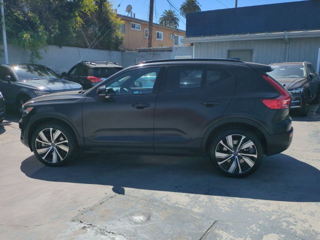 Used 2021 Volvo XC40 P8 Recharge w/ Advanced Package AWD/4WD image 6