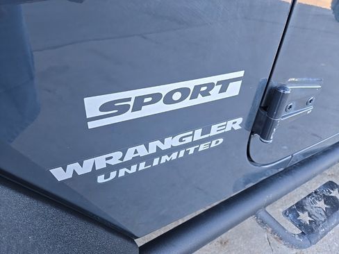 Used 2017 Jeep Wrangler Unlimited Sport w/ Quick Order Package 24S image 18