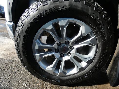 Certified 2021 GMC Sierra 1500 SLT w/ SLT Premium Plus Package image 8