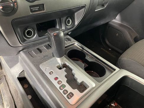 Used 2015 Nissan Armada SV image 9