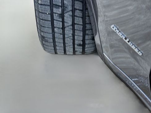 Used 2018 Maserati Levante GranLusso AWD/4WD image 42