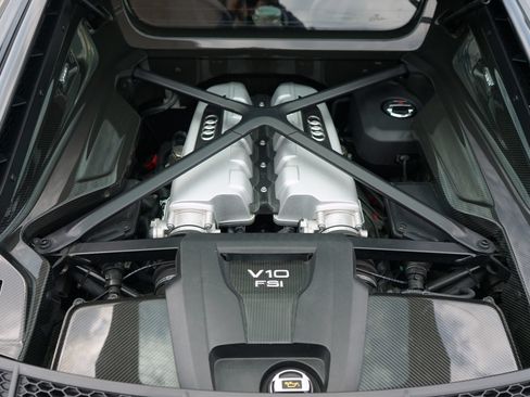 Used 2018 Audi R8 V10 plus AWD/4WD image 37