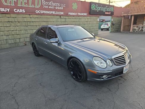 Used 2008 Mercedes-Benz E 350 Sedan image 3