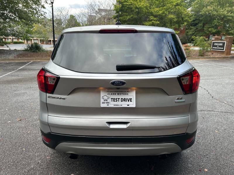 Used 2019 Ford Escape SE FWD image 8