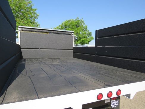 New 2023 RAM 5500 Tradesman w/ Chrome Appearance Group image 58