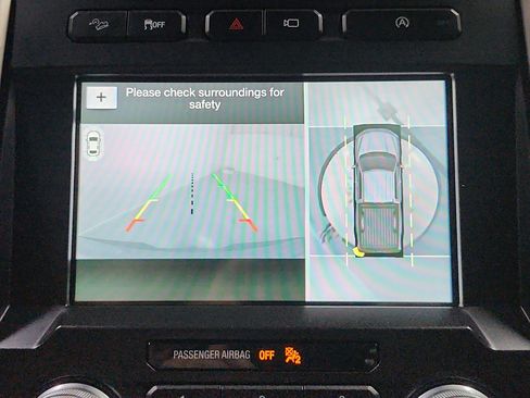 Used 2018 Ford F150 Platinum w/ Equipment Group 701A Luxury AWD/4WD image 16