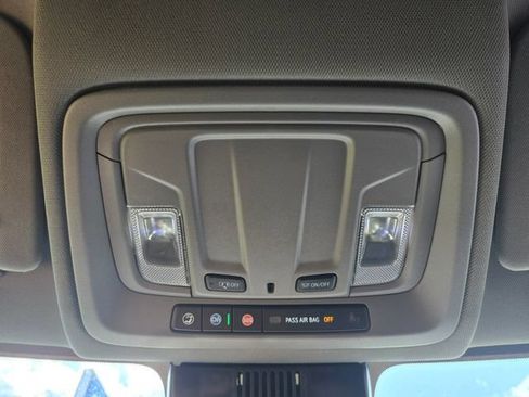Used 2025 Chevrolet Silverado 2500 LT AWD/4WD image 27