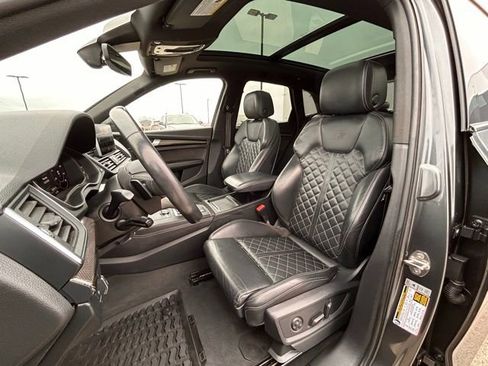 Used 2019 Audi SQ5 Premium Plus w/ Premium Plus Package image 27