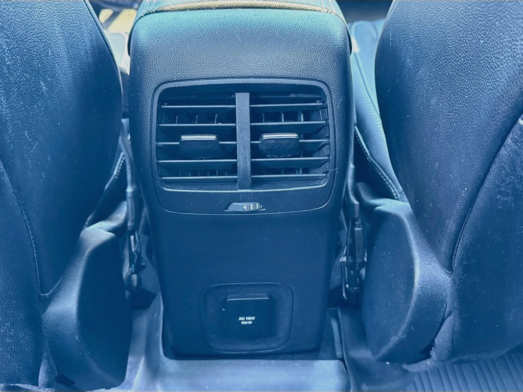 Used 2020 Ford Escape Titanium AWD/4WD image 25
