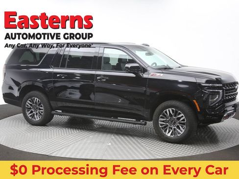 Used 2025 Chevrolet Suburban Z71 AWD/4WD image 50