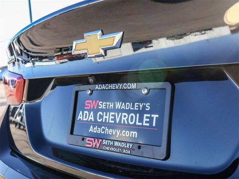 Used 2024 Chevrolet Malibu LT image 11