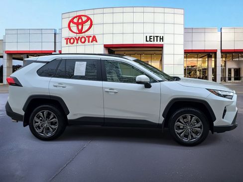 Used 2024 Toyota RAV4 XLE Premium w/ Weather Package image 4
