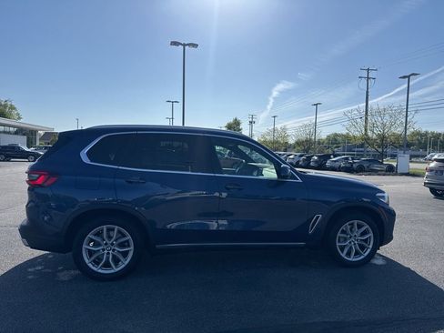 Used 2023 BMW X5 xDrive40i w/ Premium Package AWD/4WD image 24
