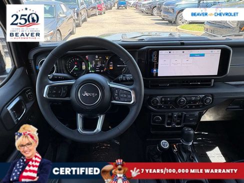 Used 2024 Jeep Wrangler High Altitude AWD/4WD image 16