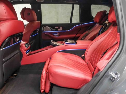 Used 2026 Mercedes-Benz Maybach GLS 600 4MATIC image 18