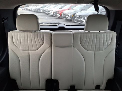 Used 2024 Hyundai Palisade Limited image 11