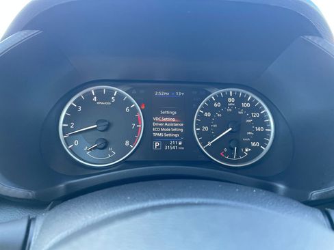 Used 2025 Nissan Sentra S image 39