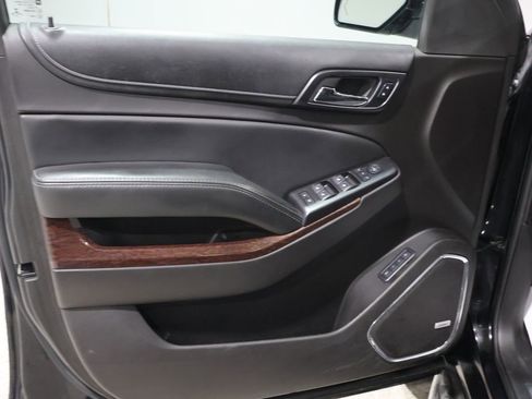 Used 2016 GMC Yukon SLT w/ Open Road Package image 14