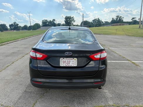 Used 2015 Ford Fusion S FWD image 7
