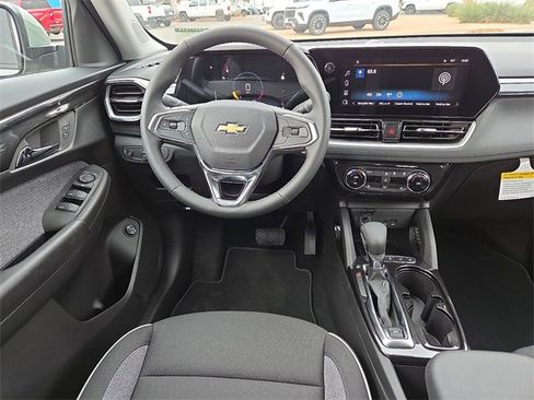 New 2026 Chevrolet TrailBlazer LT image 8