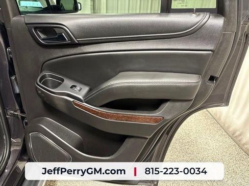 Used 2016 GMC Yukon SLT w/ Open Road Package AWD/4WD image 25