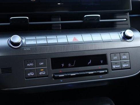 New 2026 Hyundai Kona SEL Premium image 19