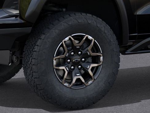 New 2026 Chevrolet Colorado ZR2 w/ Technology Package image 9