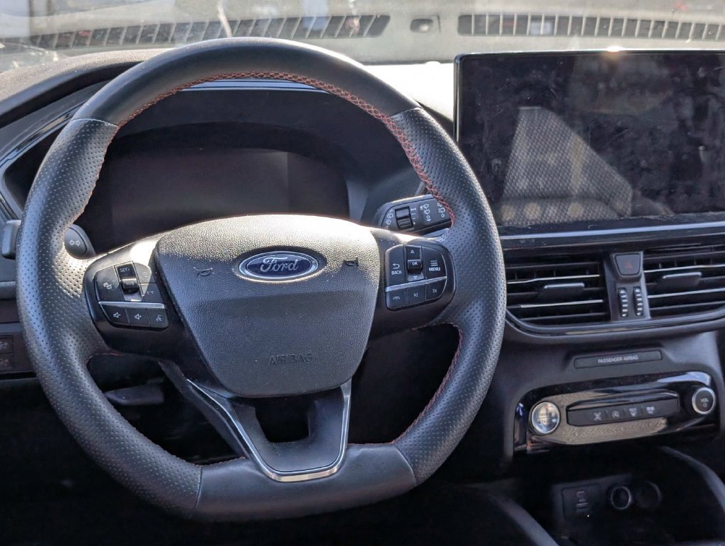 Used 2023 Ford Escape ST-Line w/ Tech Pack #1 FWD image 15