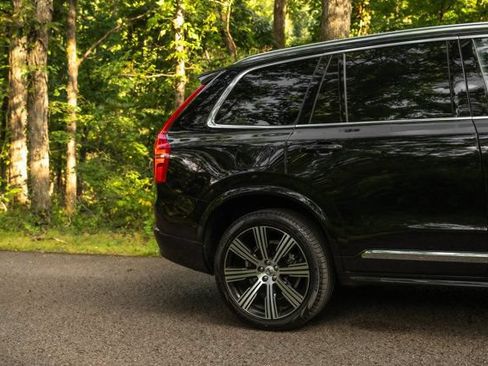 Used 2025 Volvo XC90 B6 Ultra w/ Lounge Package AWD/4WD image 3