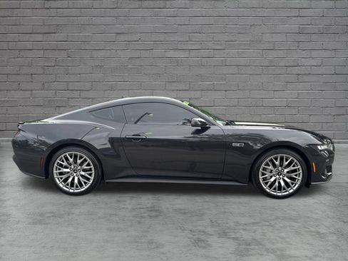 Used 2024 Ford Mustang GT Premium RWD image 9