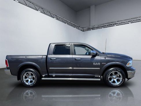 Used 2017 RAM 1500 Laramie w/ Convenience Group image 3