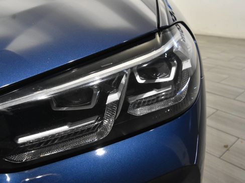 Used 2022 BMW X4 xDrive30i w/ Convenience Package image 9