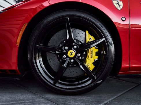 Used 2023 Ferrari F8 Tributo image 3