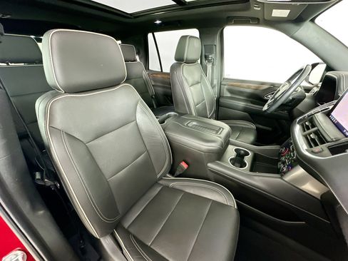 Used 2021 Chevrolet Tahoe Premier w/ Premium Package AWD/4WD image 37