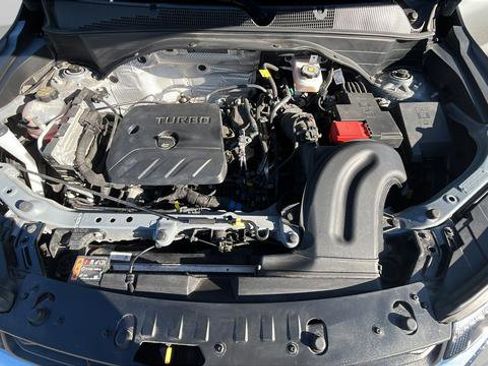 Used 2025 Chevrolet TrailBlazer LT AWD/4WD image 27