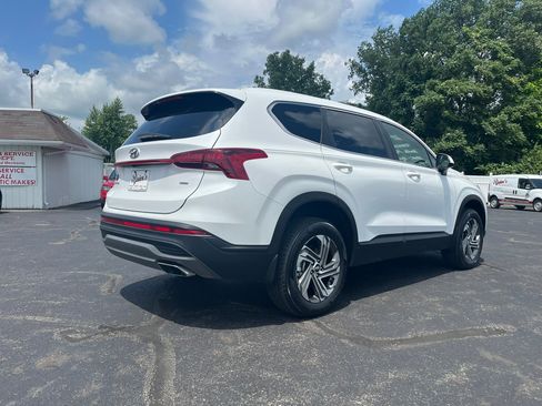 Used 2022 Hyundai Santa Fe SE image 3
