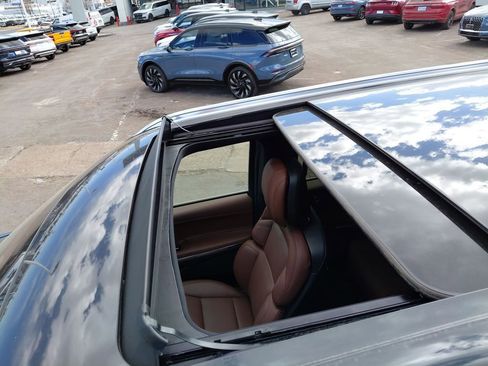 New 2026 Lincoln Navigator L Reserve image 16