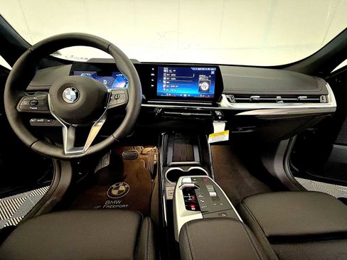 Used 2025 BMW X1 xDrive28i w/ Technology Package AWD/4WD image 14
