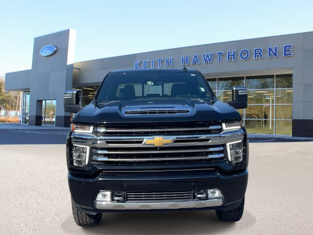Used 2022 Chevrolet Silverado 2500 High Country AWD/4WD image 2