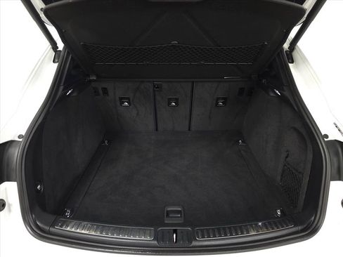 Used 2018 Porsche Macan image 8