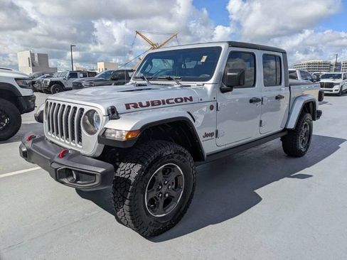 Used 2023 Jeep Gladiator Rubicon w/ Trailer Tow Package AWD/4WD image 7