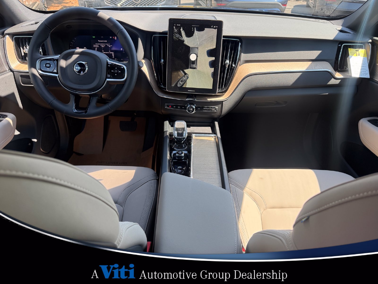 Used 2026 Volvo XC60 B5 Plus w/ Protection Package Premier AWD/4WD image 2