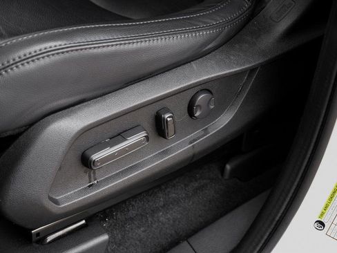 Used 2023 Honda Pilot EX-L image 46