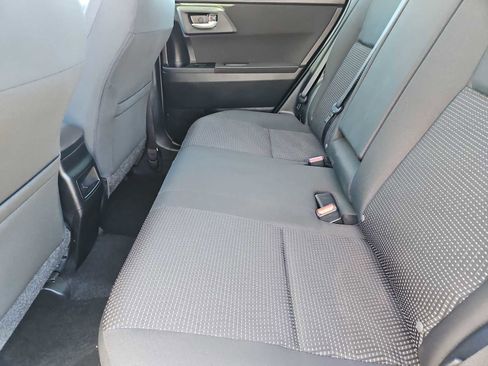 Used 2018 Toyota Corolla iM image 19