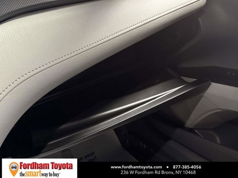 Used 2023 Toyota Camry LE image 29