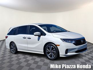 Used 2023 Honda Odyssey Touring video 1