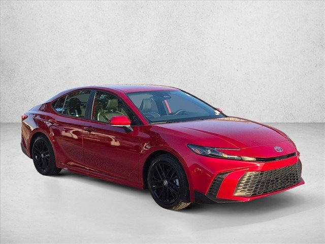Used 2025 Toyota Camry SE w/ Convenience Package FWD image 3
