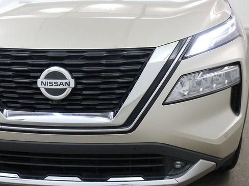 Used 2021 Nissan Rogue Platinum FWD image 8